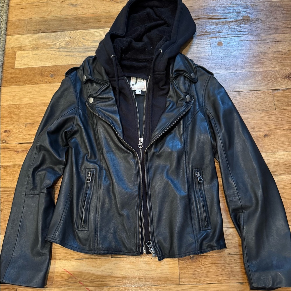 jkt Black 100% Leather Jacket with zip out hood and front liner size xs